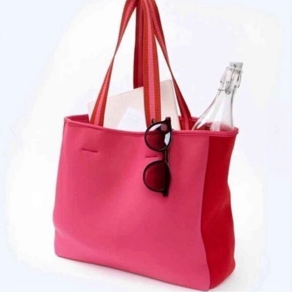 SUMMERSALT Pink Neoprene Beach Tote - Picture 3 of 11